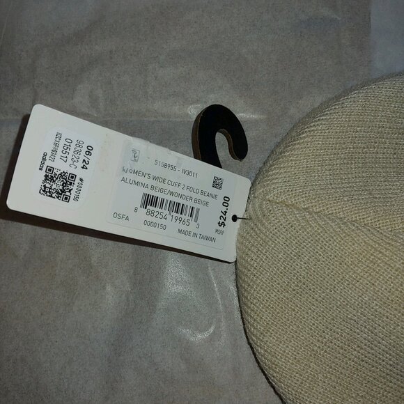 Women's Wide Cuff 2 Fold Beanie - Picture 3 of 3